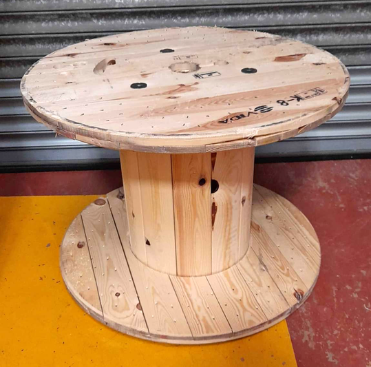 Upcycled Outdoor Furniture Ideas - Cable reels