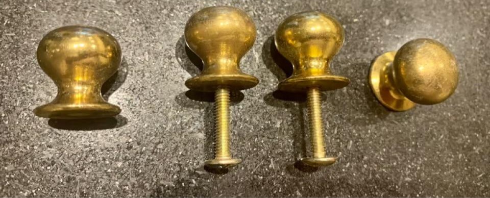 Identifying Stag Furniture - Brass handles