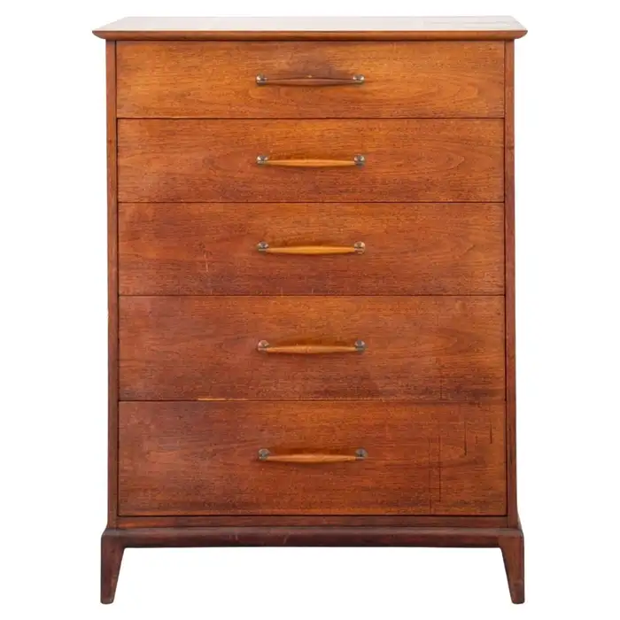 Mid-Century Modern Walnut chest of drawers, 1960s