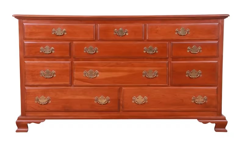 How to Identify Vintage Ethan Allen Furniture

Ethan Allen Early American Solid Cherry Wood Chest of Drawers, Circa 1970s